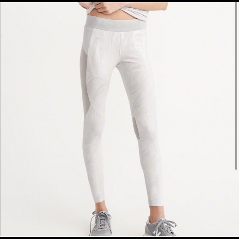 Abercrombie and Fitch legging